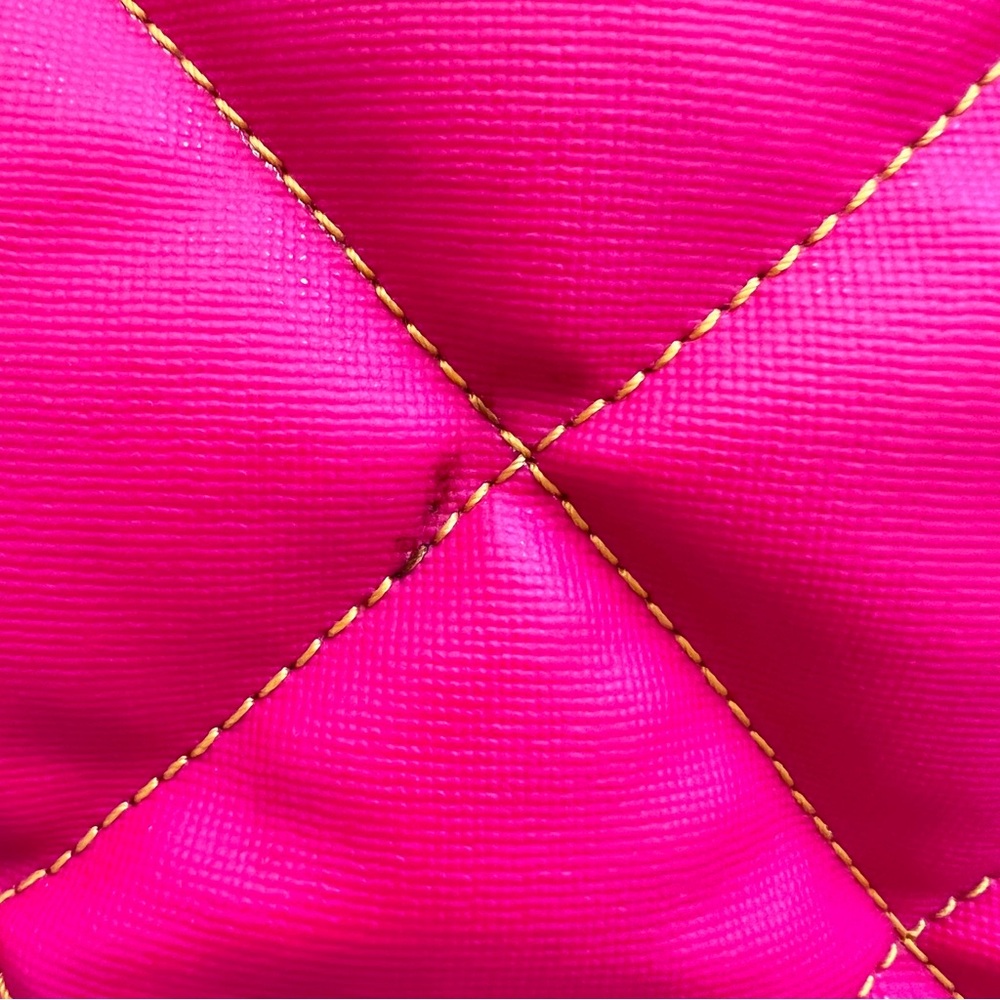 Dooney & Bourke pink quilted bag - Picture 5 of 8